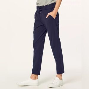 BLACK Lululemon discontinued On The Fly 7/8 Length pant